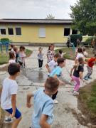 po-pcelica-sportsko-prijateljstvo-tockice-i-jabucice-u-zajednickoj-igri05