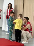 po-mali-princ-vilenjaci-bubamarci-i-pcelice-ucili-kako-pomoci-drugima05